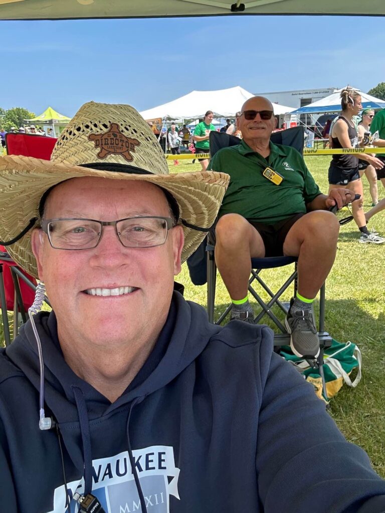 Fans Outdoor Tent Lawn