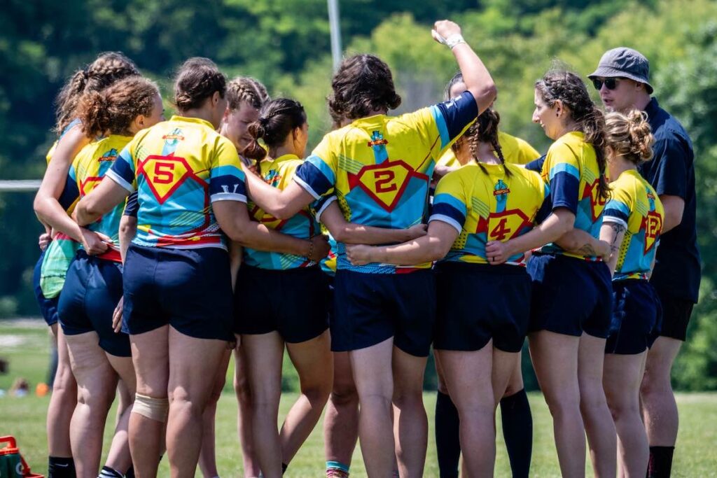 Huddle Team Jerseys Grass