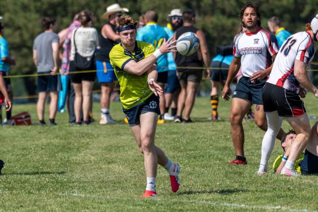 Pass Tackle Spectators Rugby