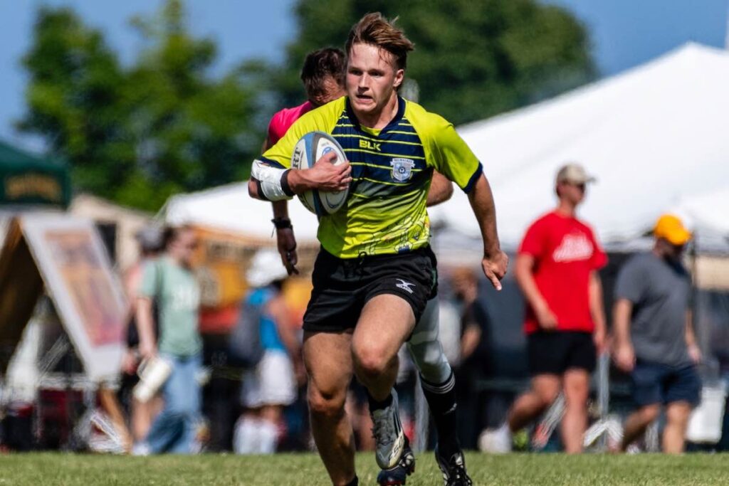 Running Ball Athlete Competition